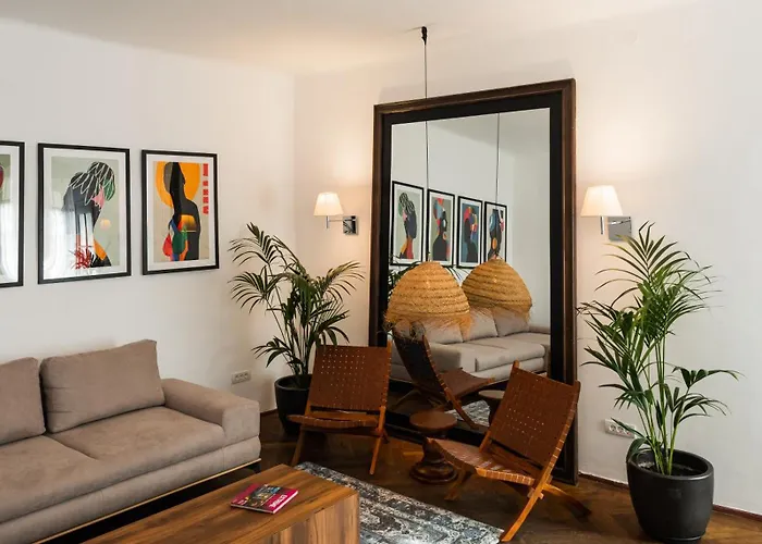 Apartment Black Church Flat