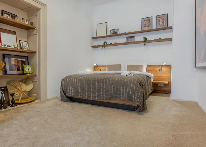 Black Church Flat * Braşov